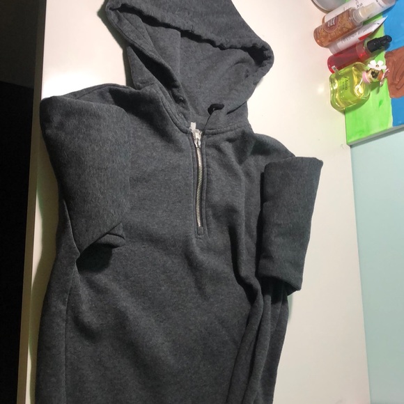 Cropped hoodie - Picture 3 of 3